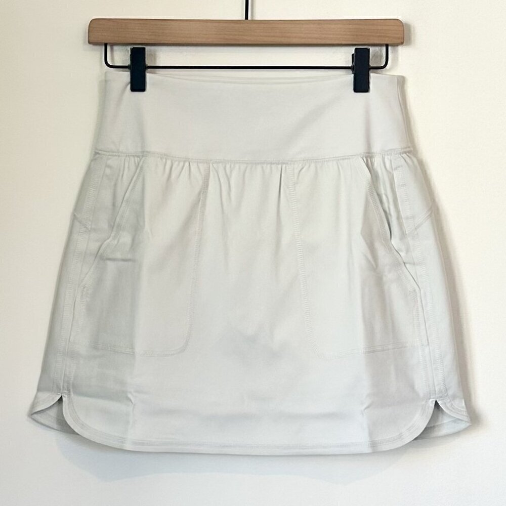 NEW Zuda Light Gray Skort with Pockets - Size: XXS